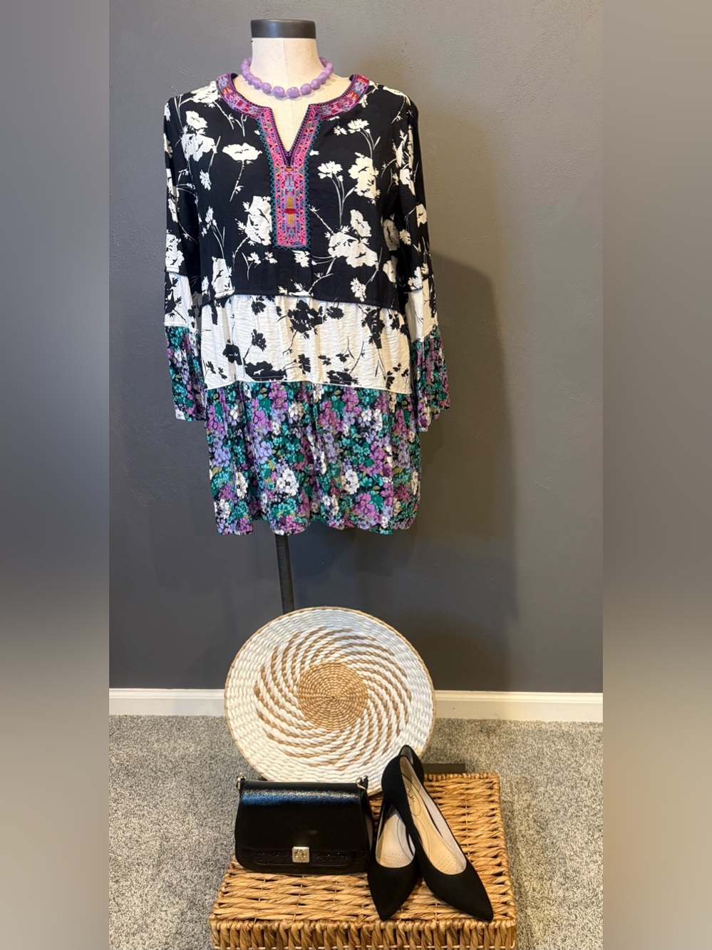 Boho Floral Tiered Tunic Top in Black, White & Purple